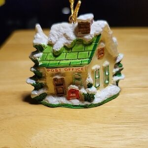 Russ Holiday 1980s Post Office/Lodge Ornament #2865 - Green and Cream